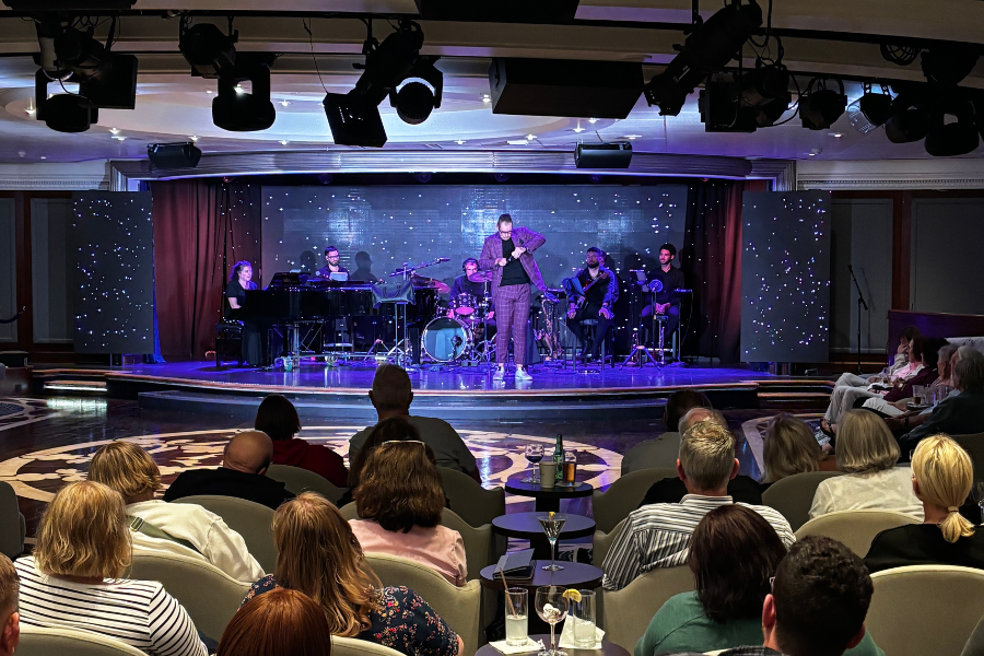 azamara-entertainment
