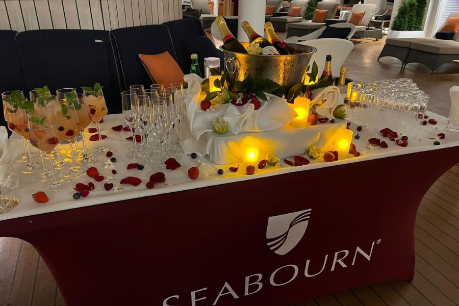 Seabourn Champagne reception