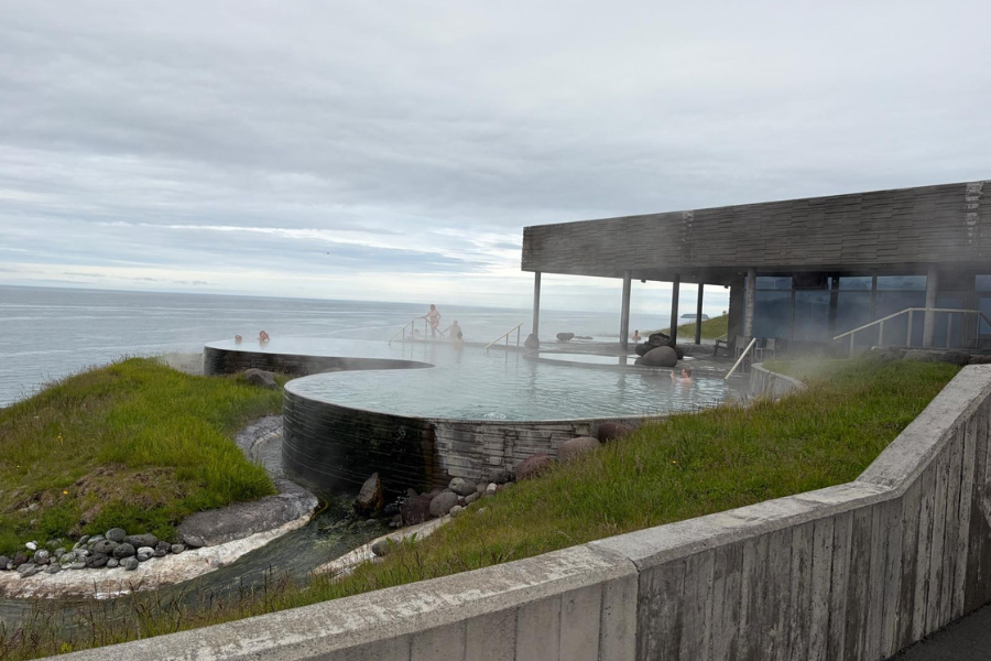 Iceland-thermal-baths