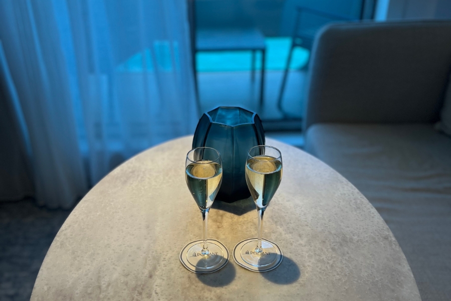 Welcome champagne