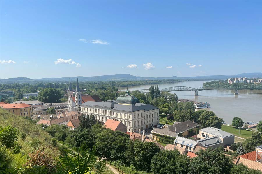 hungary-onboard-ms-oscar-wilde