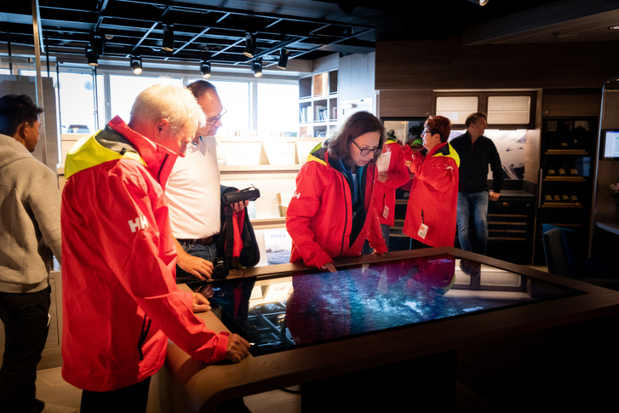 hx-expeditions-citizen-science-3
