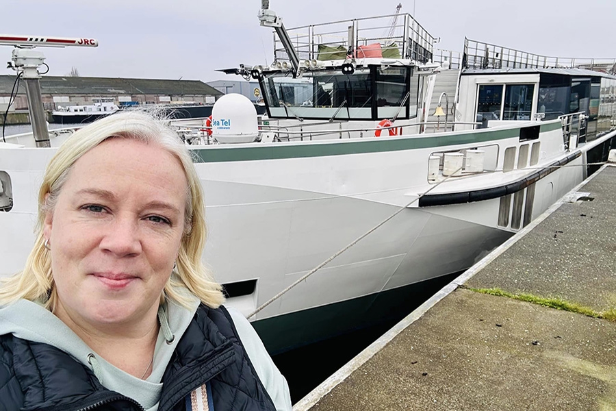 Helen boarding Riverside Debussy