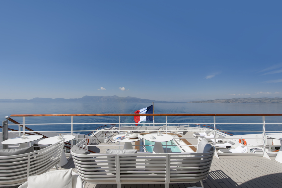 ponant-sister-ship-pool-deck