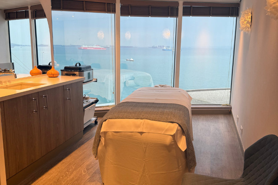 crystal-treatment-room