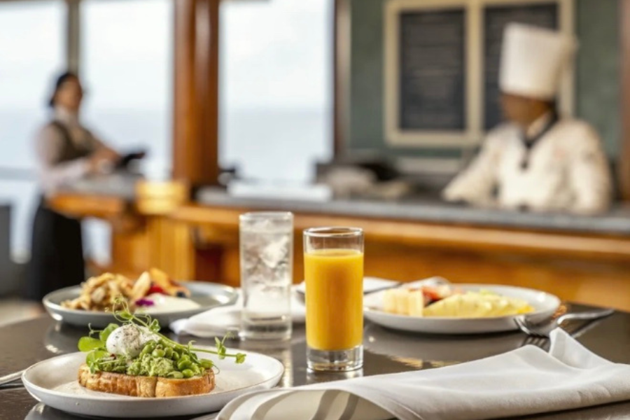 dining-queen-elizabeth