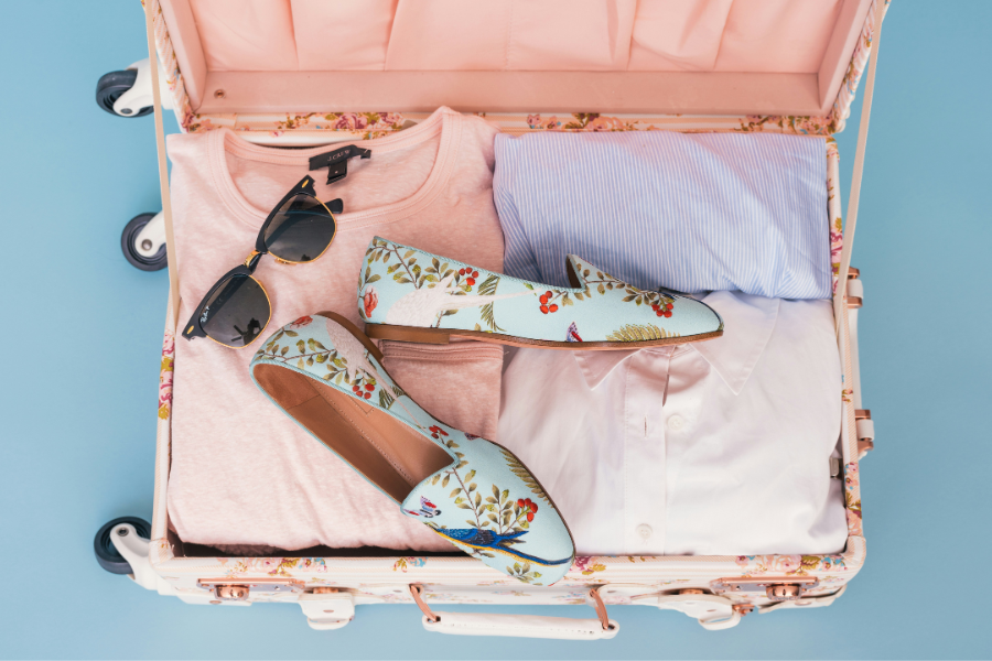 packing-suitcase