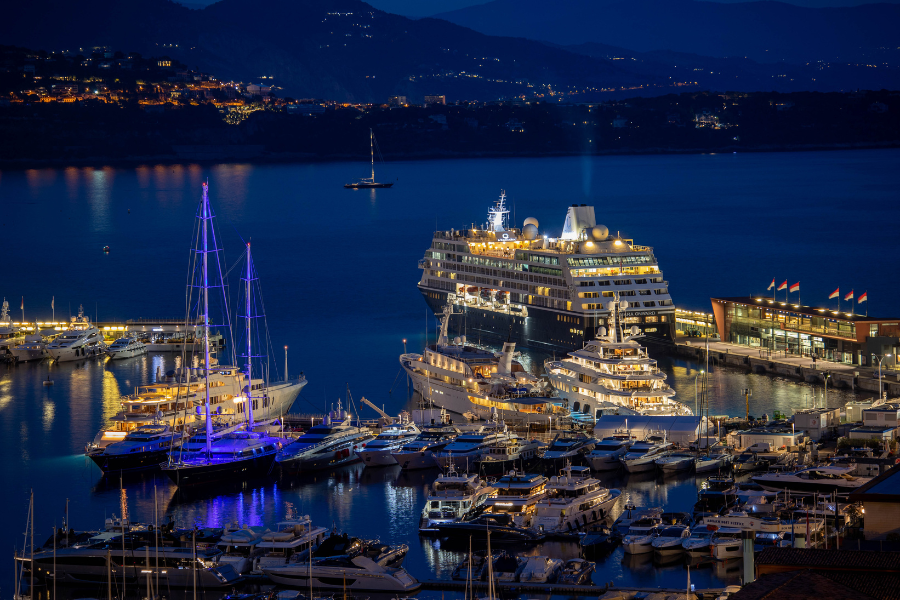 azamara-onward-exterior-1