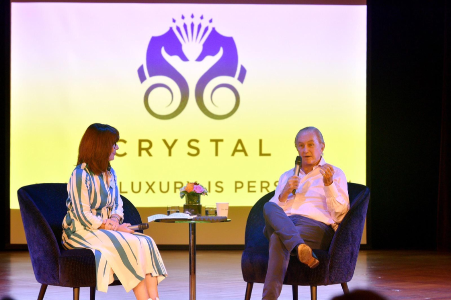 geoffrey-kent-crystal-galaxy-lounge