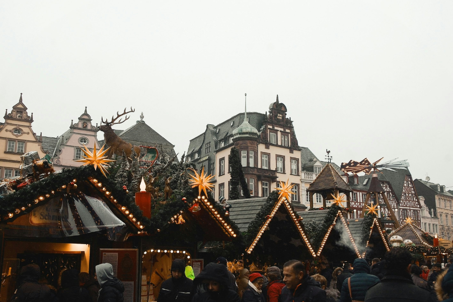 Danube-christmas-market-cruise