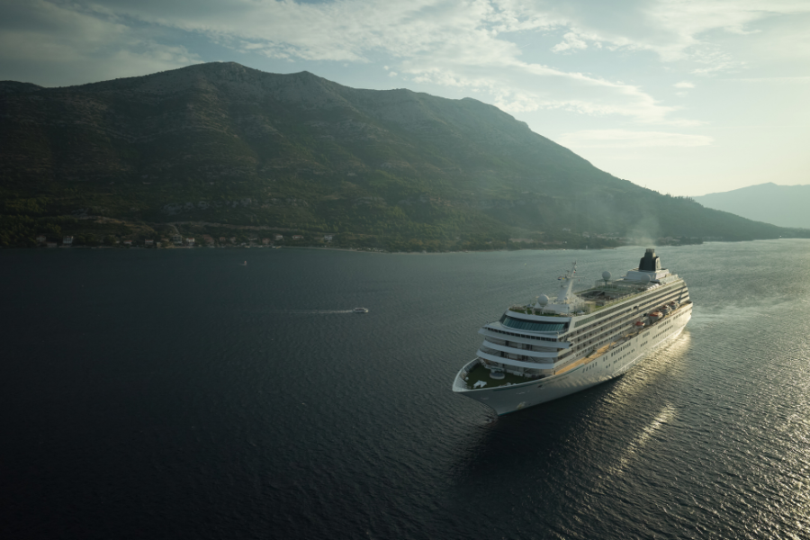 crystal-ship-exterior