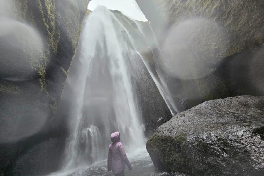 iceland-amelia-waterfall-2