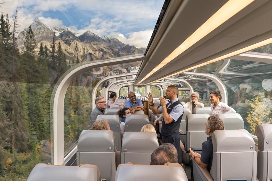 rocky-mountaineer-goldleaf-host