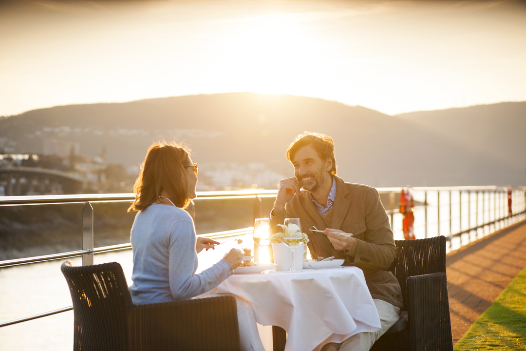 Al fresco dining