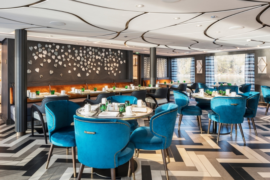 Uniworld SS Victoria Restaurant